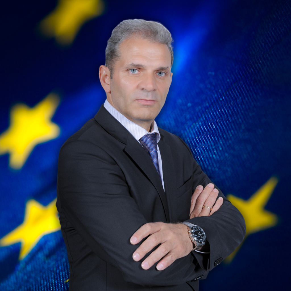 Τσέβης Φώτης